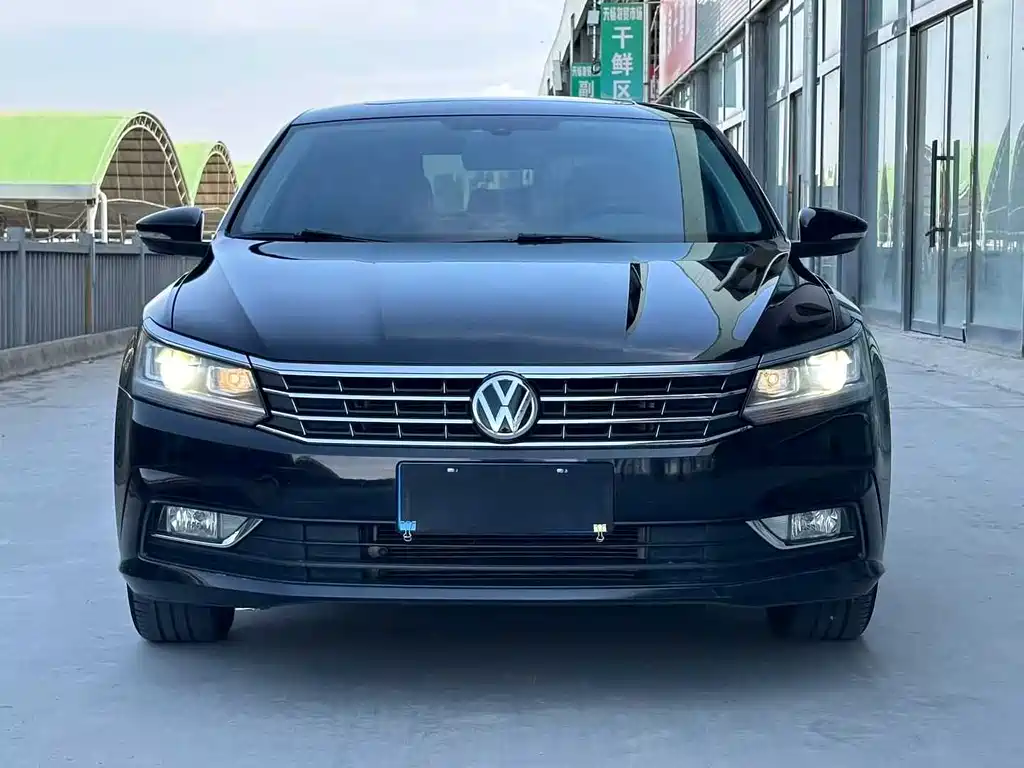 Volkswagen Passat 2016 330TSI DSG