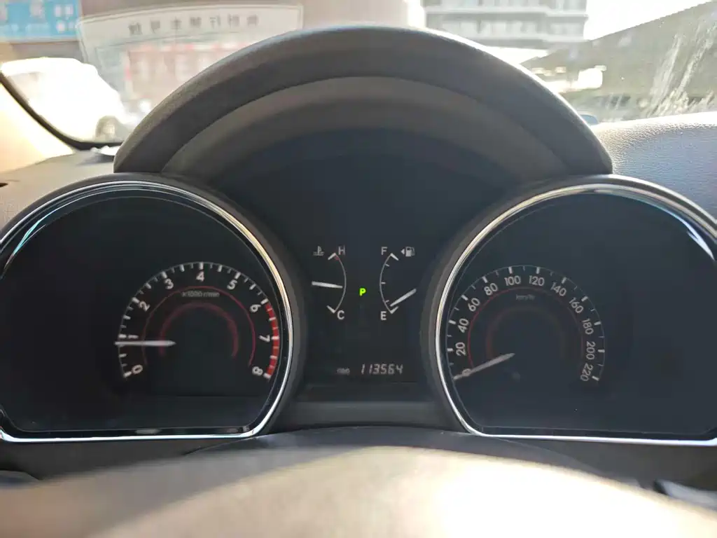 Toyota Highlander 2.7L 2WD 5 seats Elite Edition, фото 11