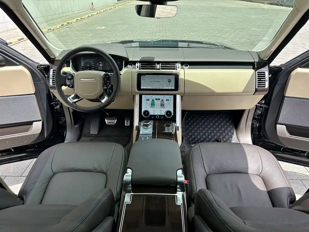 Land Rover Range Rover 2022 3.0 L6 400PS
