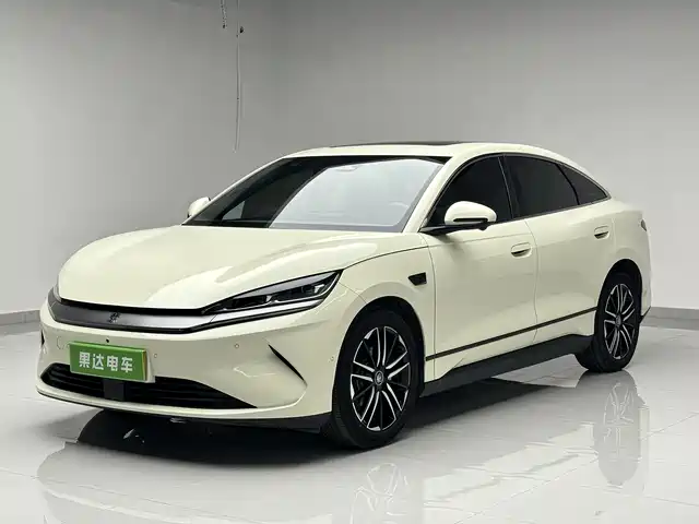 BYD QIN L 2025