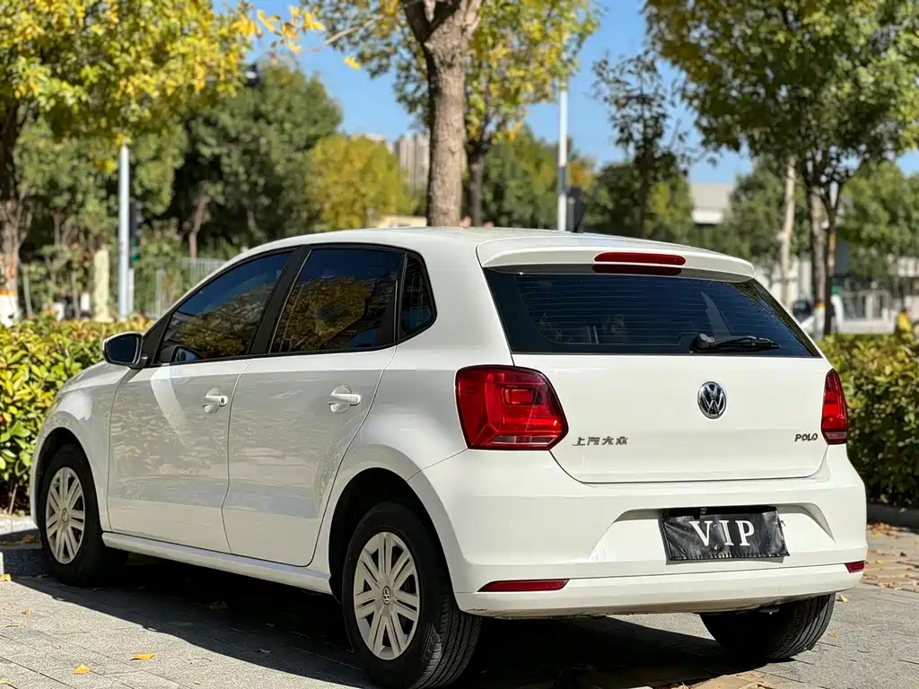 Volkswagen Polo — миниатюра 8