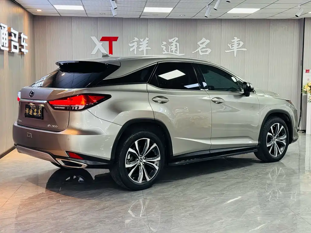 LEXUS RX