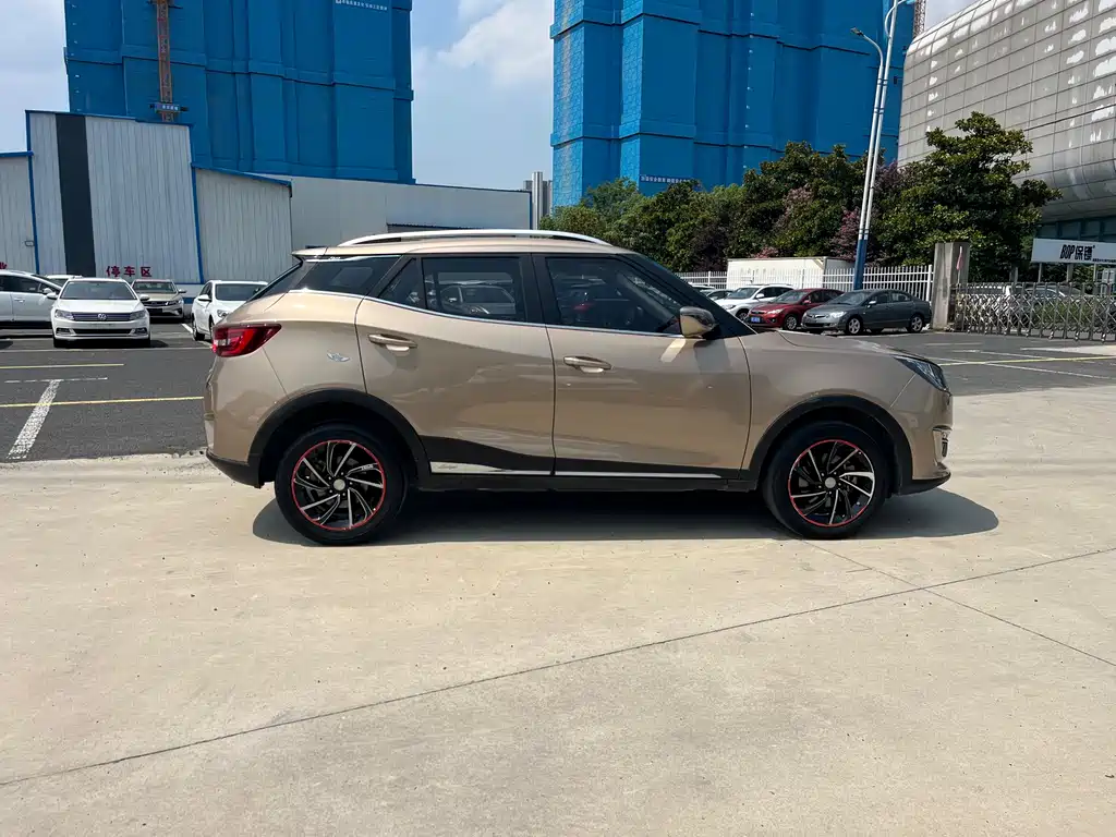 ZOTYE T300