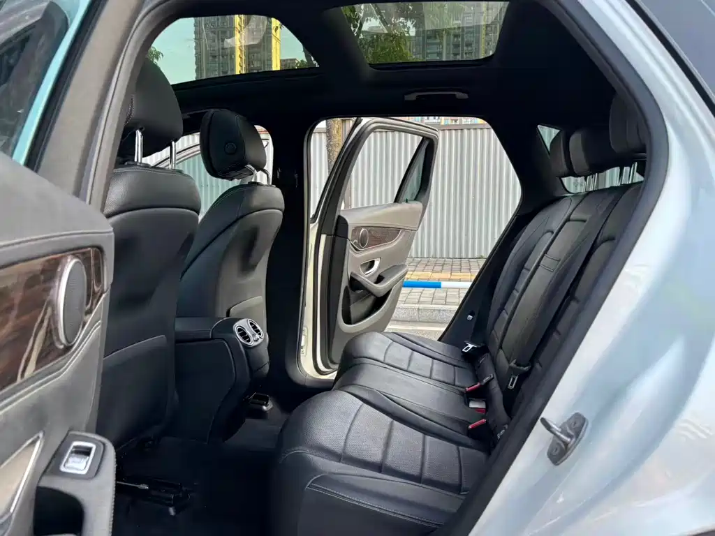 Mercedes-Benz GLC 2016 GLC 260 4MATIC