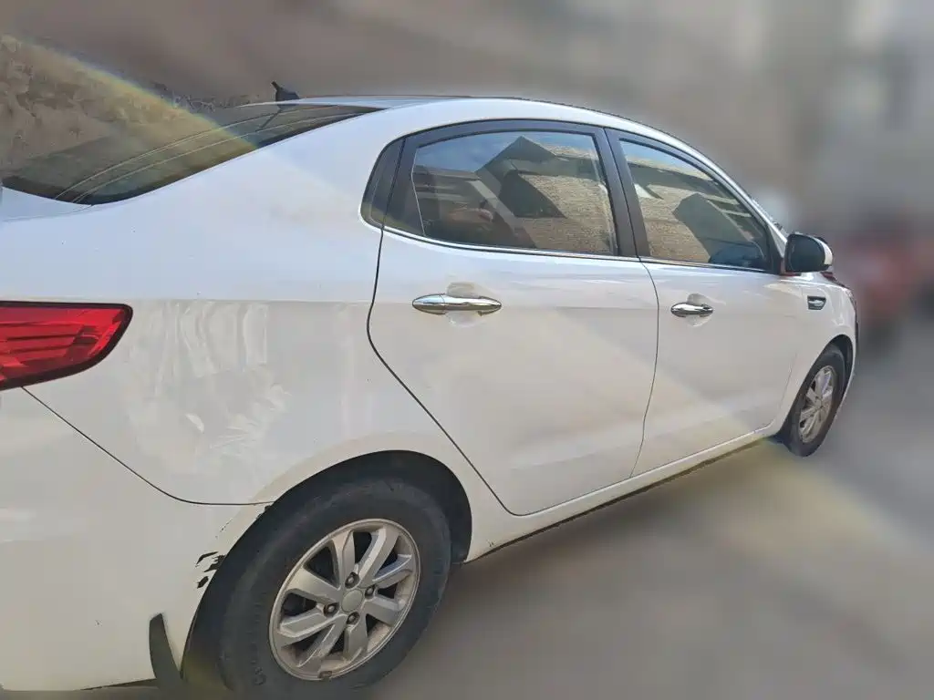 Kia K2 — миниатюра 4