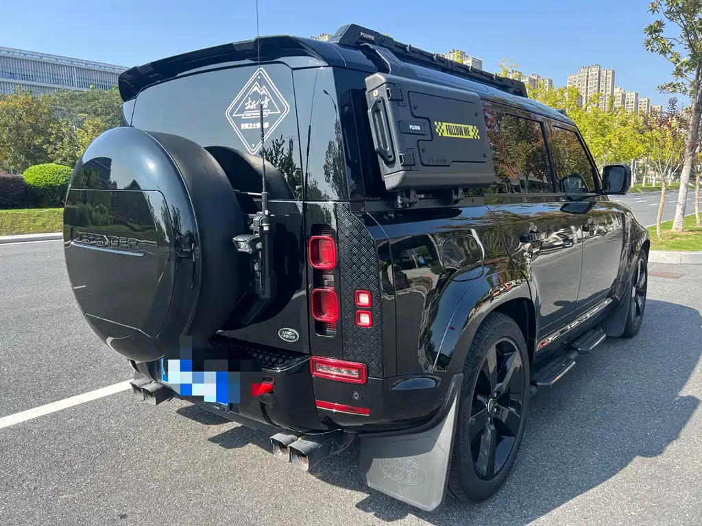 Land Rover Defender — миниатюра 2