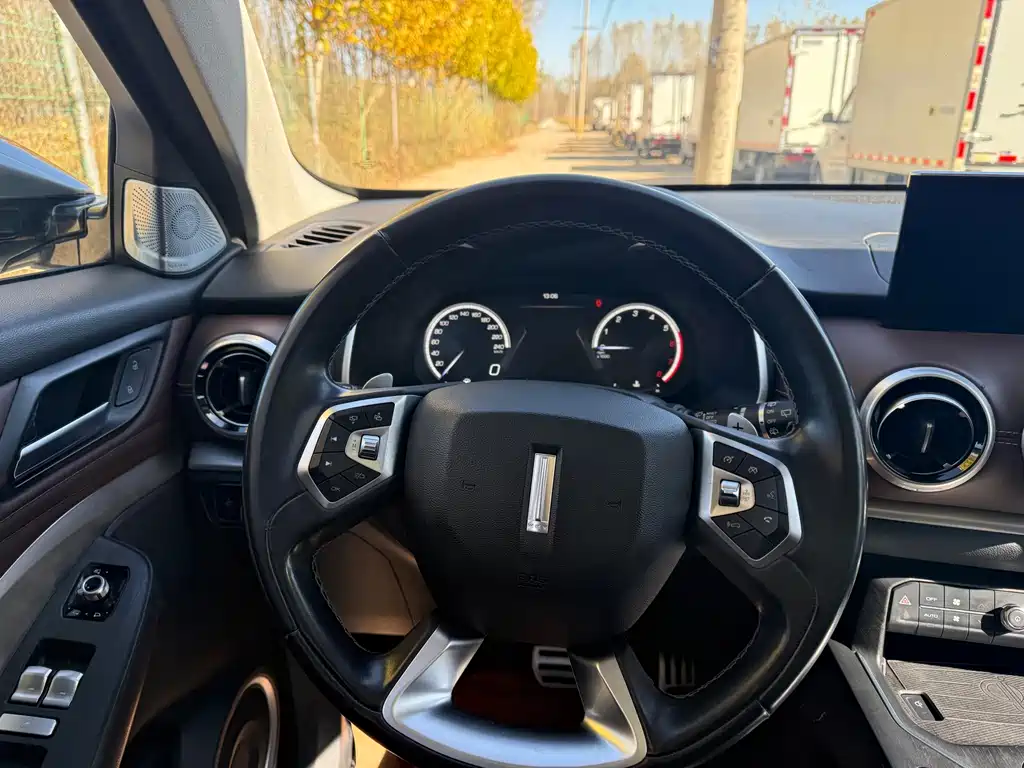 Wey Wey VV6 — миниатюра 17