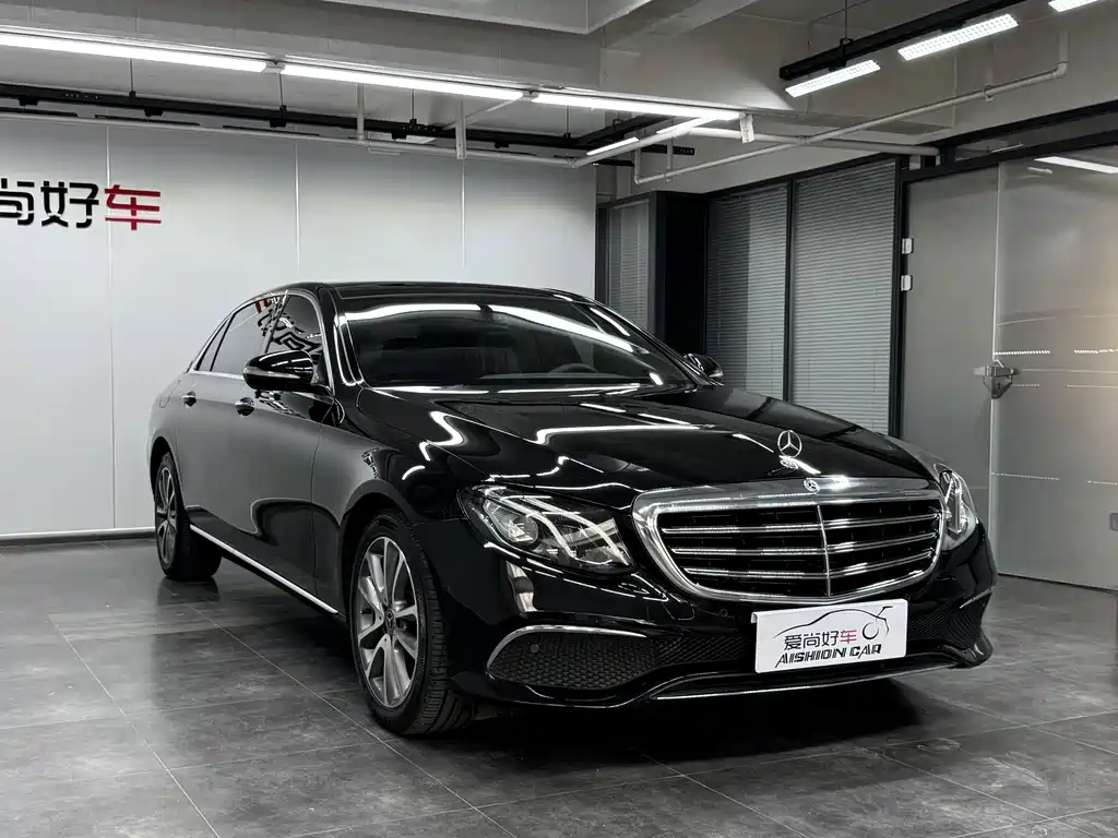 Mercedes-Benz E-Class — миниатюра 3