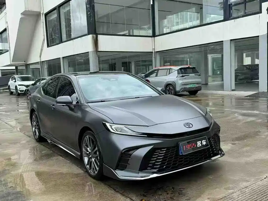 Toyota Camry 2026 2.0HSE