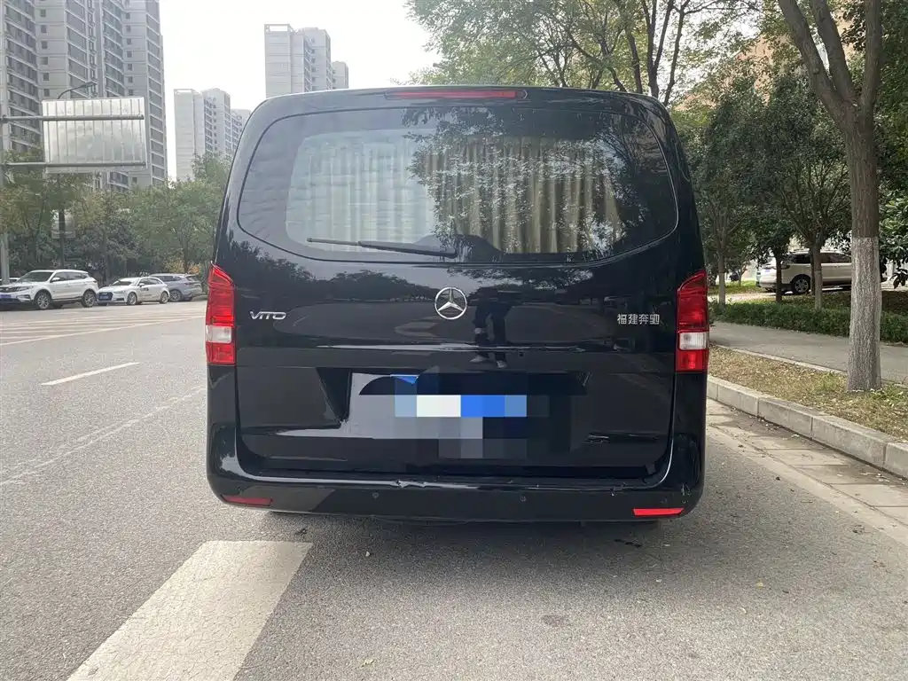 MERCEDES-BENZ VITO