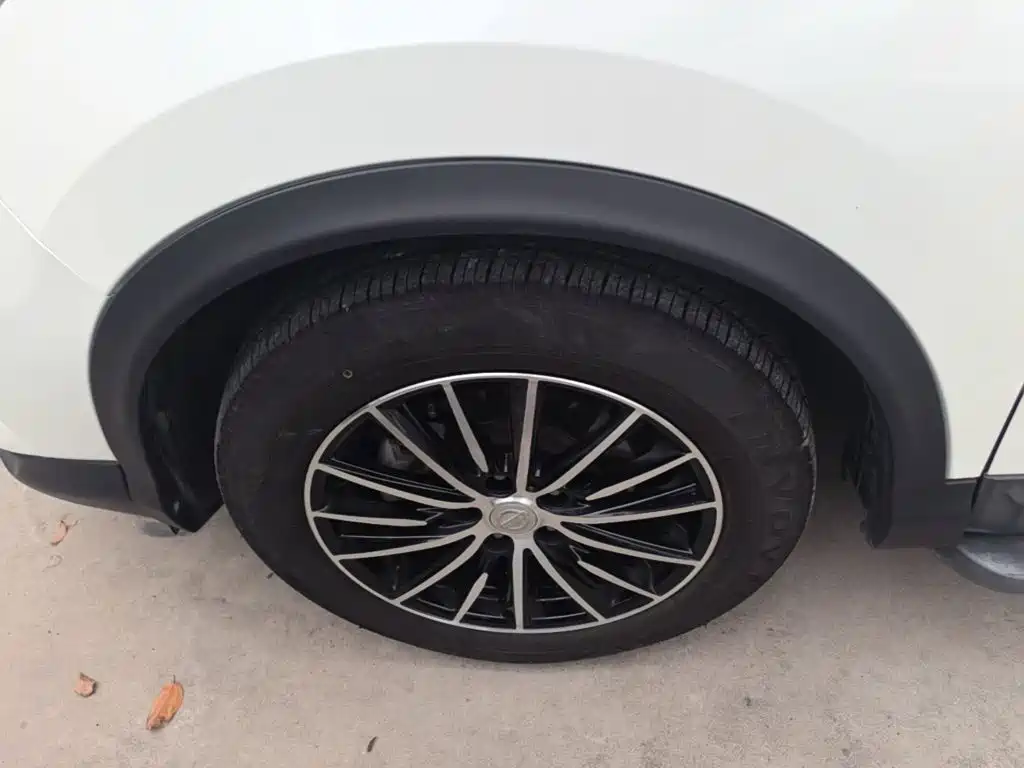 Nissan Qashqai — миниатюра 23