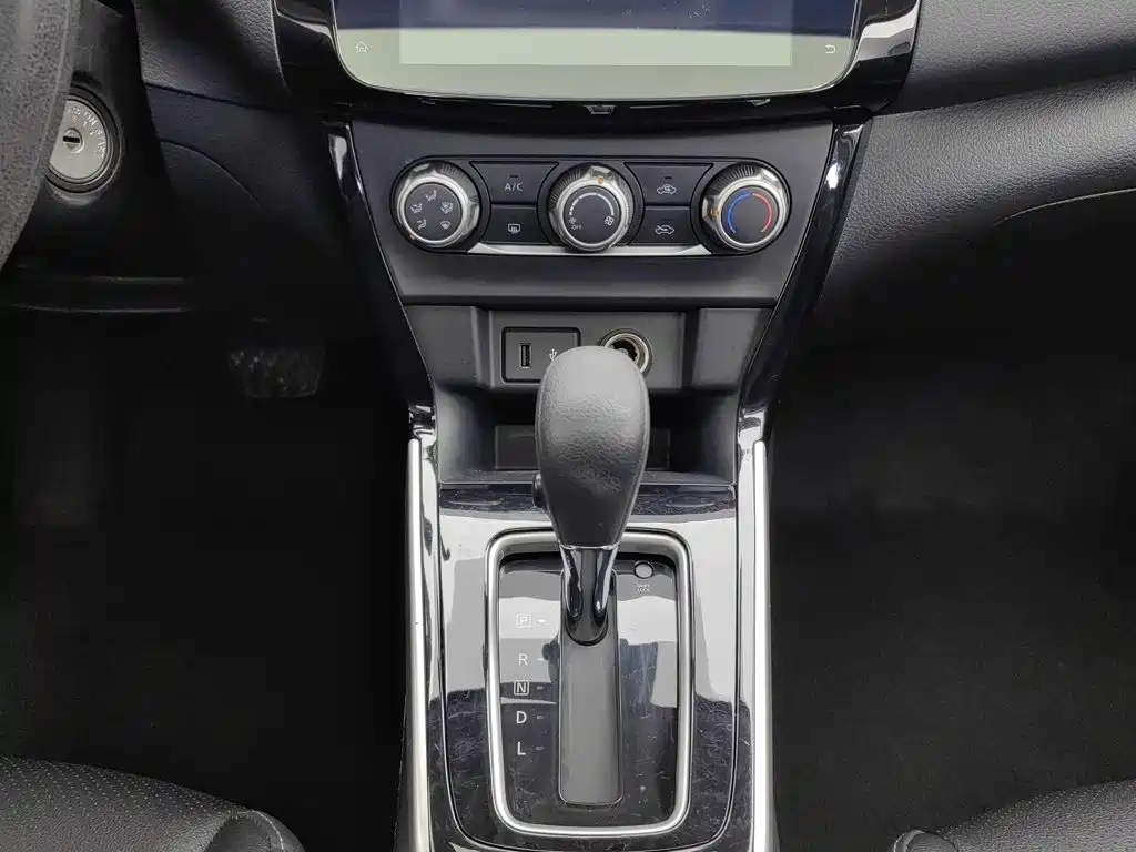 Nissan Sylphy — миниатюра 13