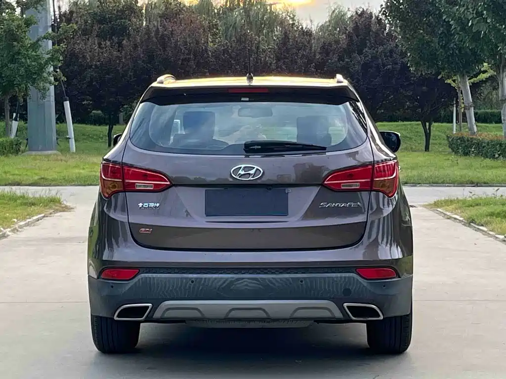 Hyundai Santa Fe — миниатюра 8