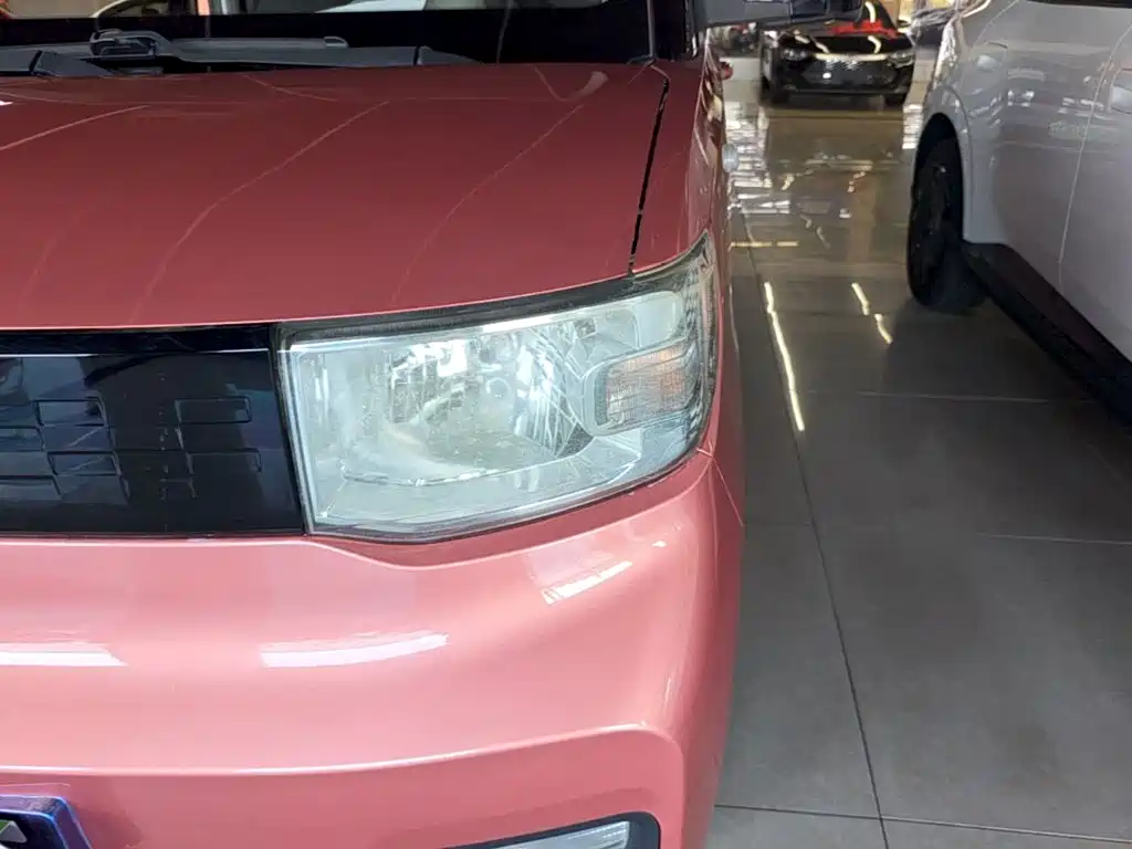 Wuling MINIEV — миниатюра 24