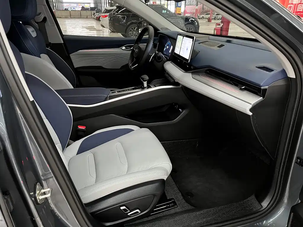 GEELY AUTOMOBILE XINGRUI