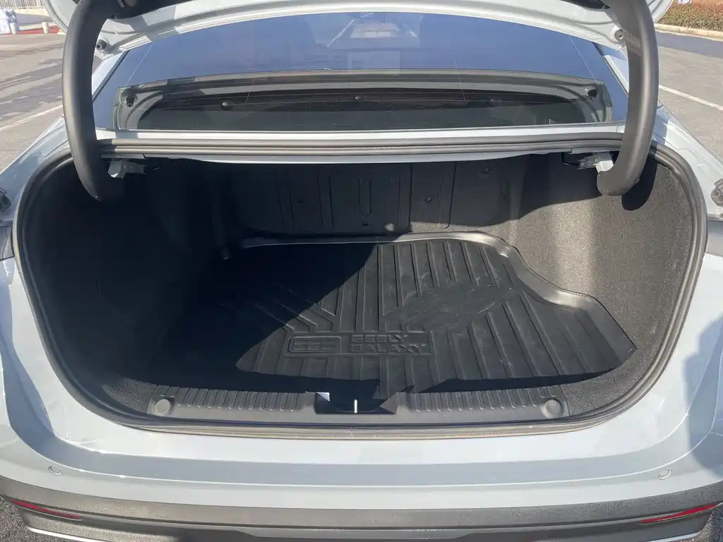 GEELY GALAXY GALAXY L6