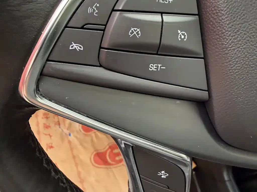 Cadillac XT5 — миниатюра 20