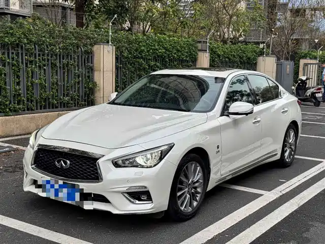 infiniti q50l
