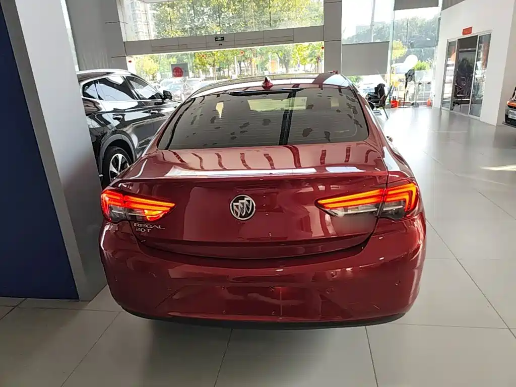 Buick Regal — миниатюра 6
