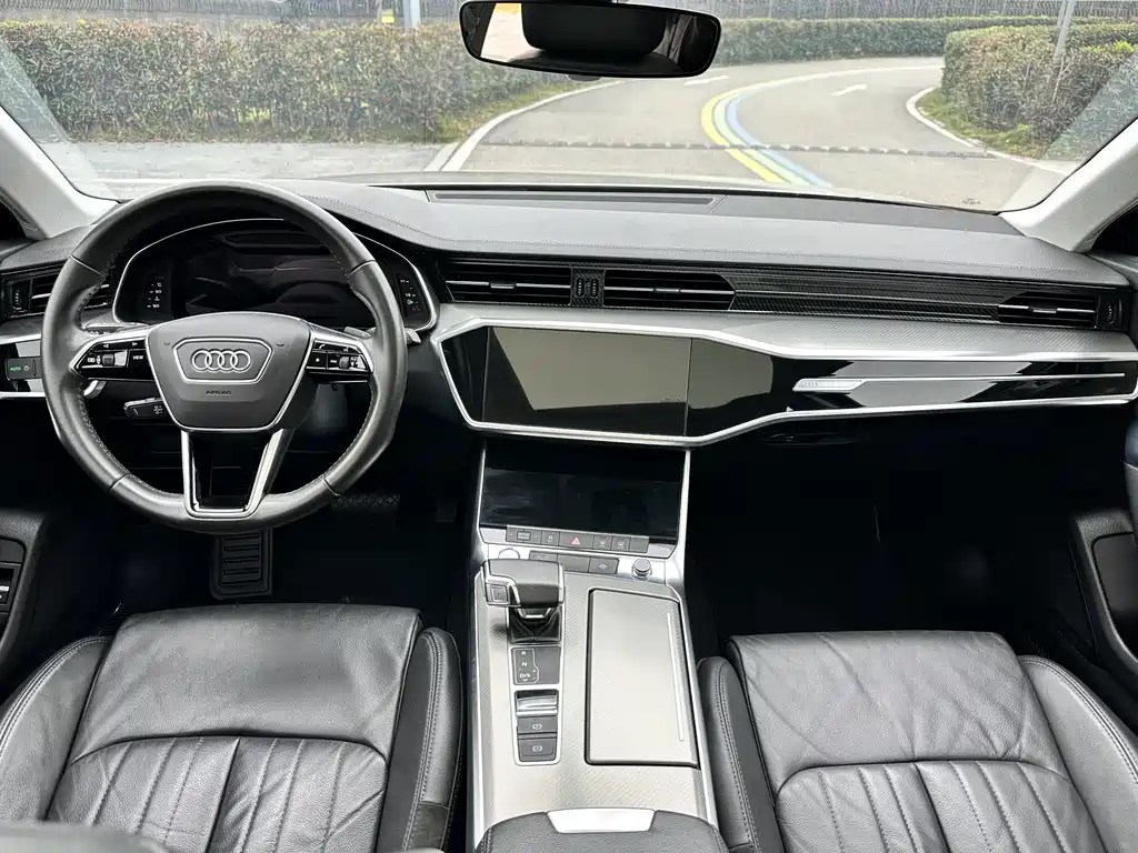 Audi A6L 2019 40 TFSI Luxury