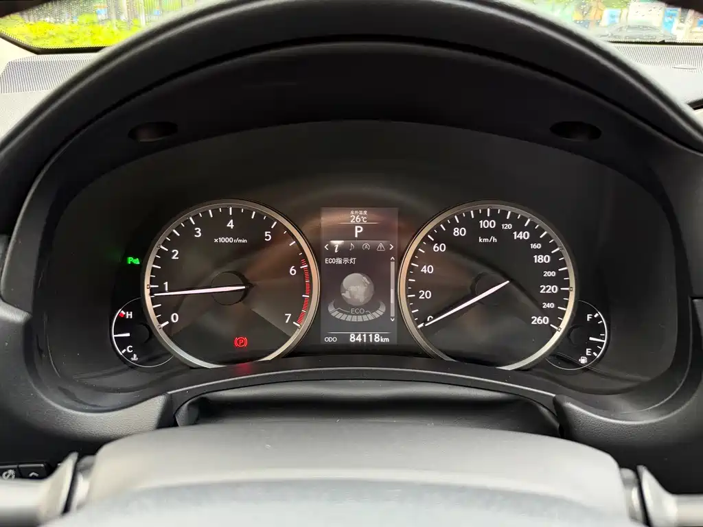 Lexus NX 2015 200t