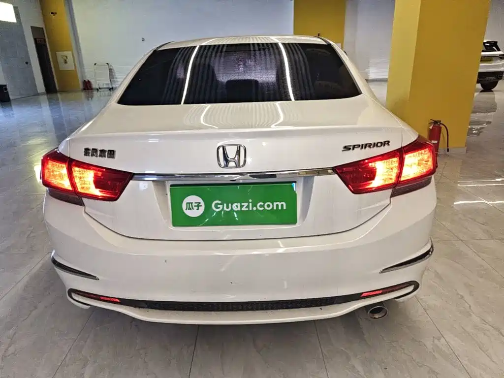 Honda Spirior — миниатюра 6