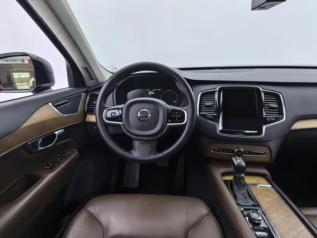 Volvo XC90 2020 T6 Luxury 7 мест