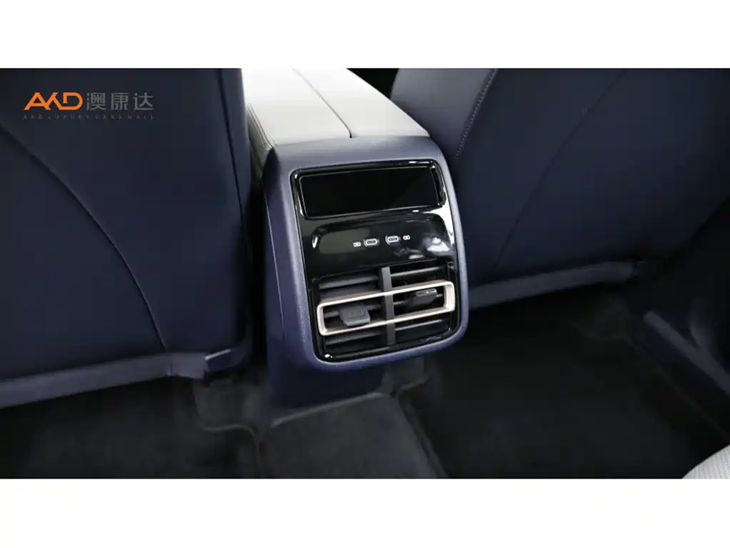 Volkswagen Tiguan L — миниатюра 9