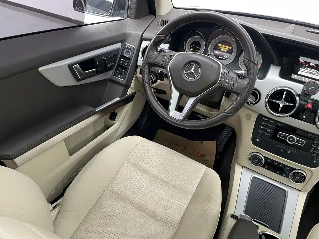 Mercedes-Benz GLK-Class — миниатюра 16