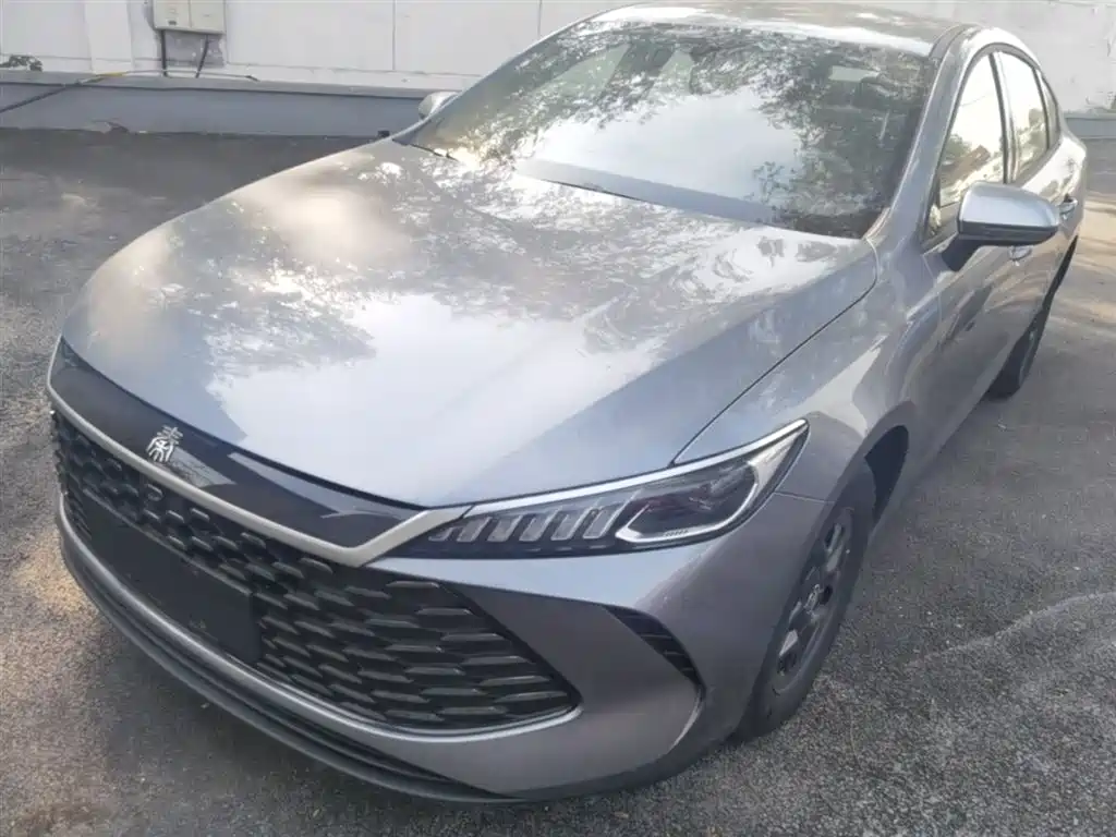 BYD Qin Plus PLUS 2025 DM-i Smart Drive 128KM
