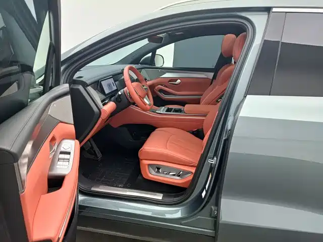 BYD Tang L — миниатюра 10