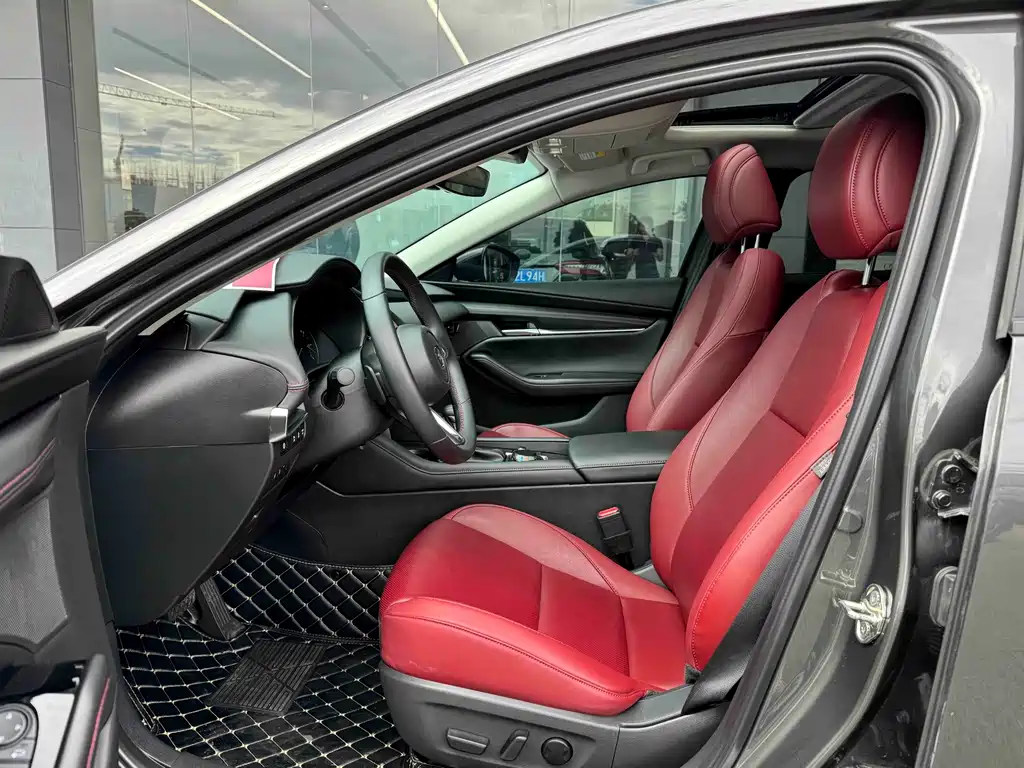 Mazda 3 Axela — миниатюра 4