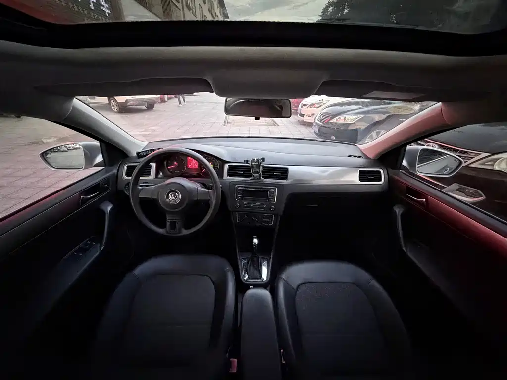 Volkswagen Santana — миниатюра 10