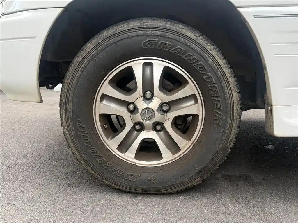 Lexus LX — миниатюра 24