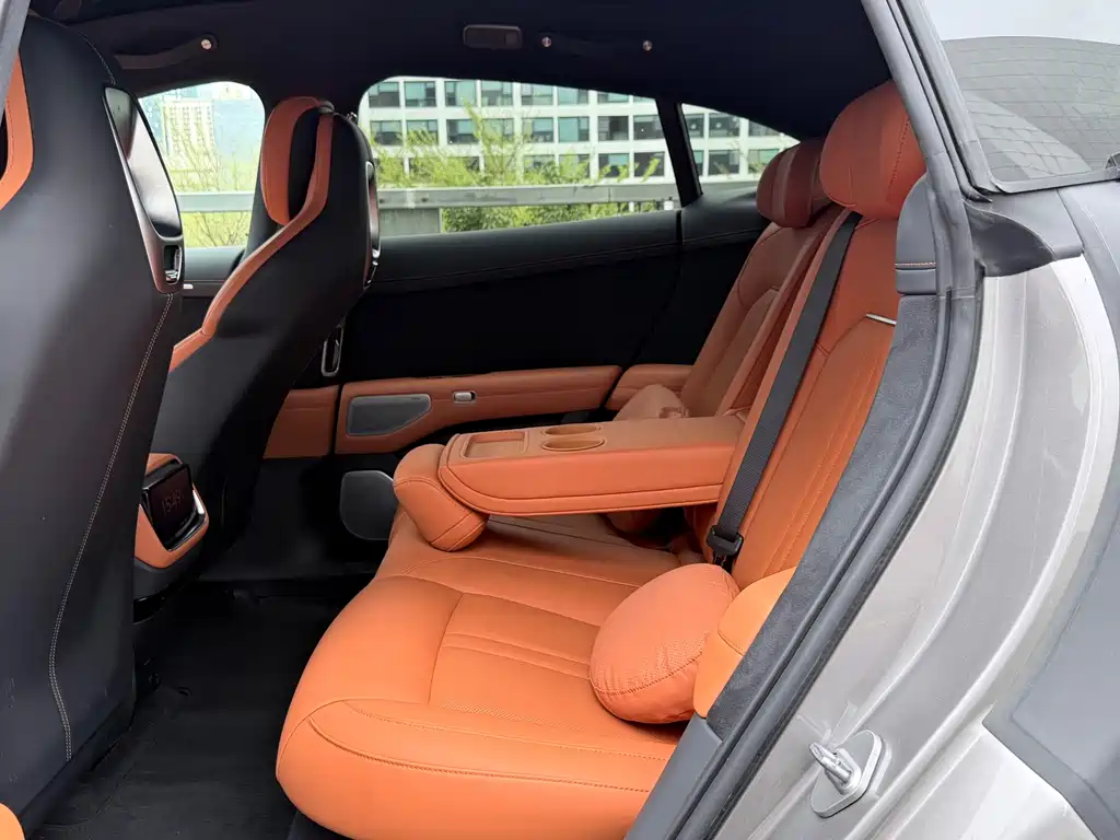 XIAOMI CAR XIAOMI YU7