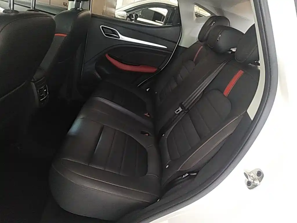 MG ZS — миниатюра 17