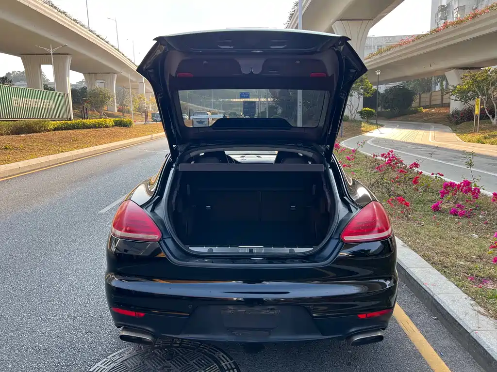 Porsche Panamera 2014 Panamera 4 3.0T