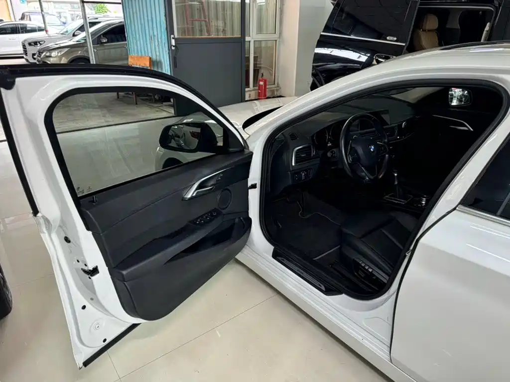 BMW 1 Series — миниатюра 15