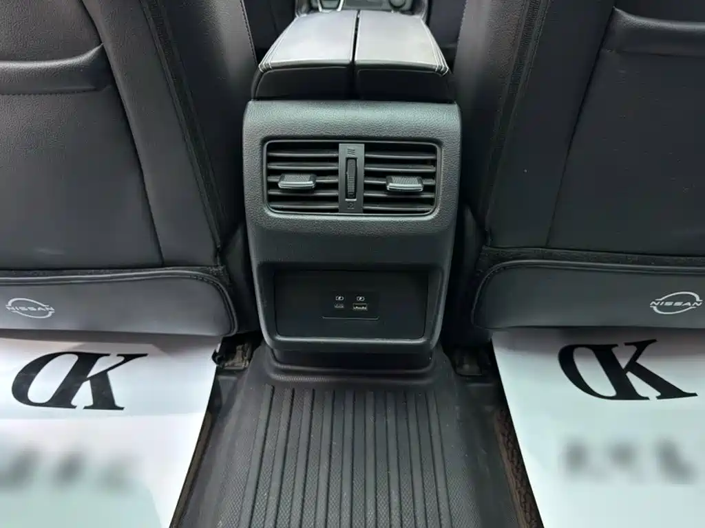 Nissan X-Trail — миниатюра 18