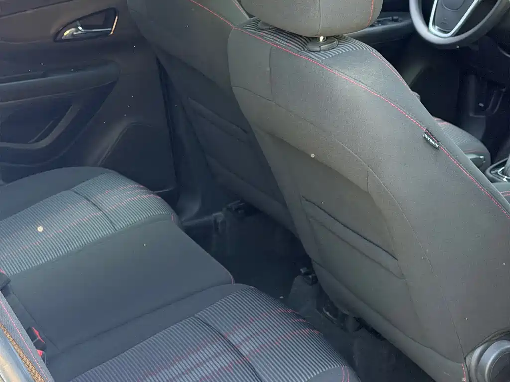 Buick Encore — миниатюра 18