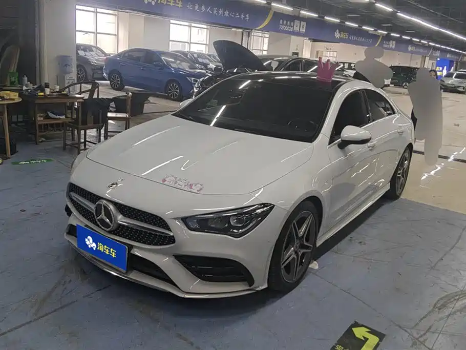 MERCEDES-BENZ CLA