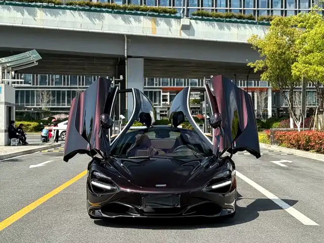 McLaren 720S