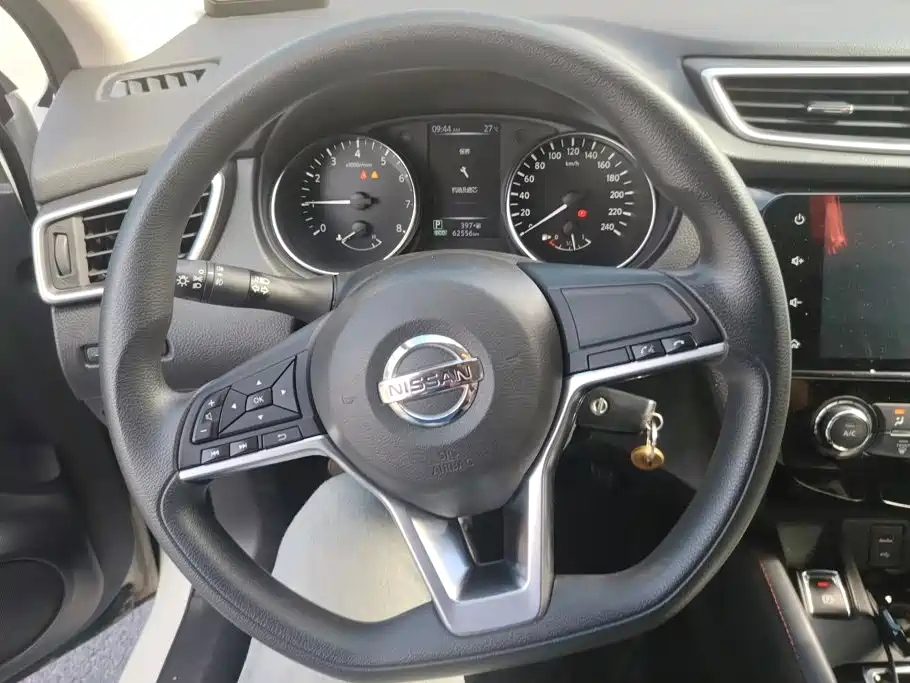 Nissan Qashqai — миниатюра 15