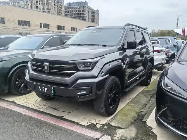 Tank 400 PHEV
