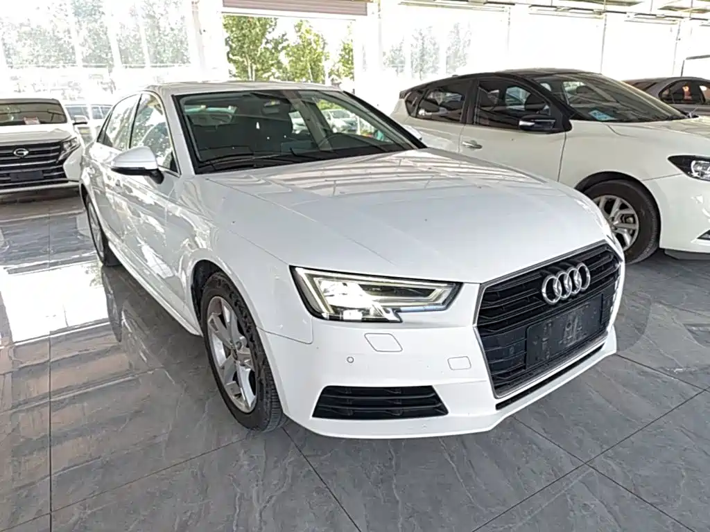 Audi A4L — миниатюра 4