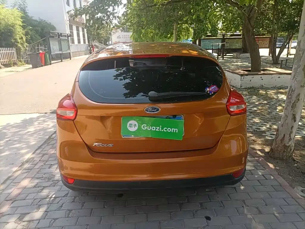 Ford Focus — миниатюра 6