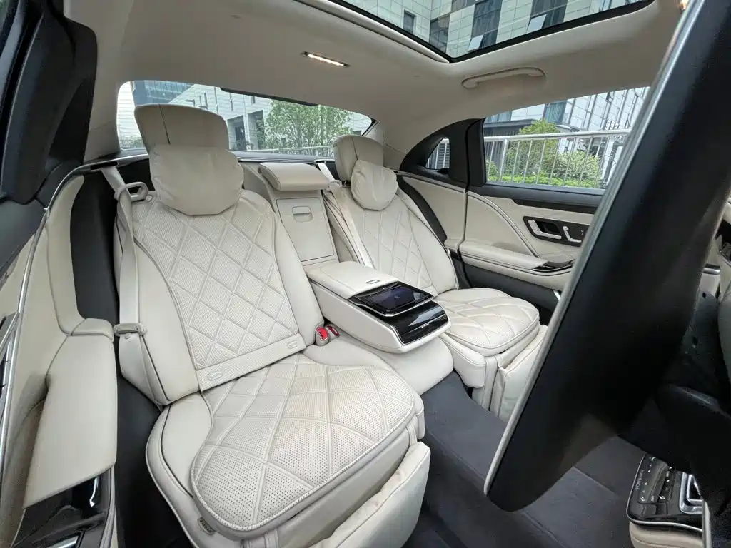 Mercedes-Benz S-Class — миниатюра 23