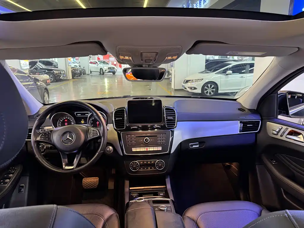 Mercedes-Benz GLE 2018 GLE 320 4MATIC SUV