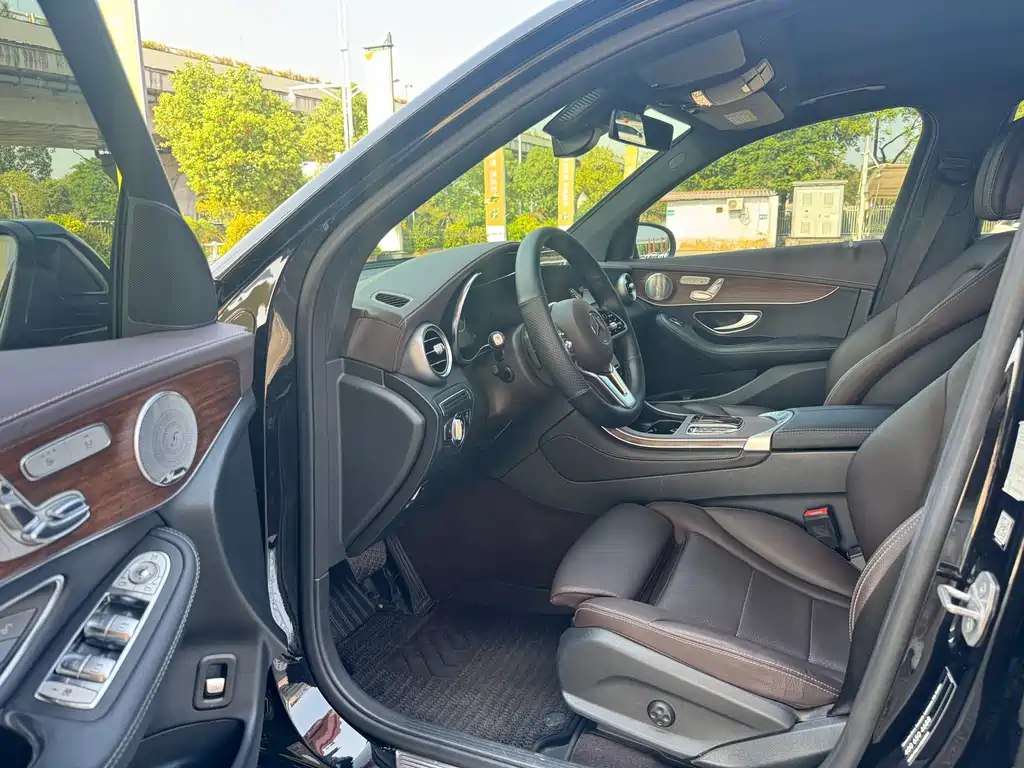 Mercedes-Benz GLC — миниатюра 4