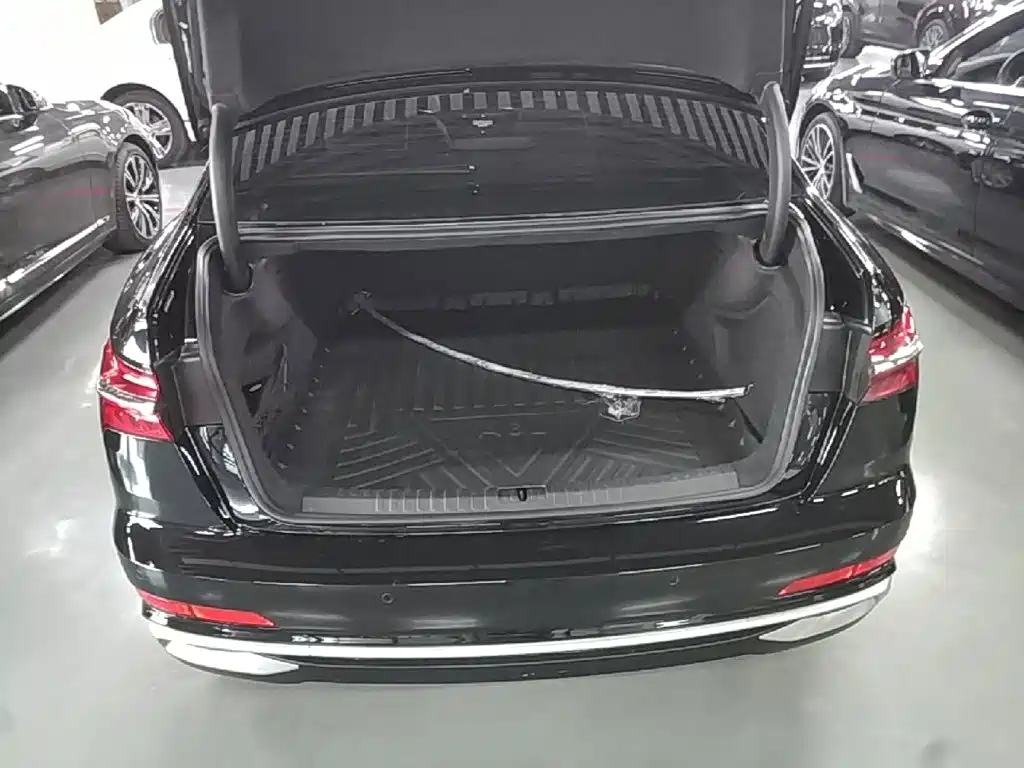 Audi A6L — миниатюра 19